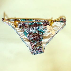NWT Victoria Secret Swim Bottom Size XS
